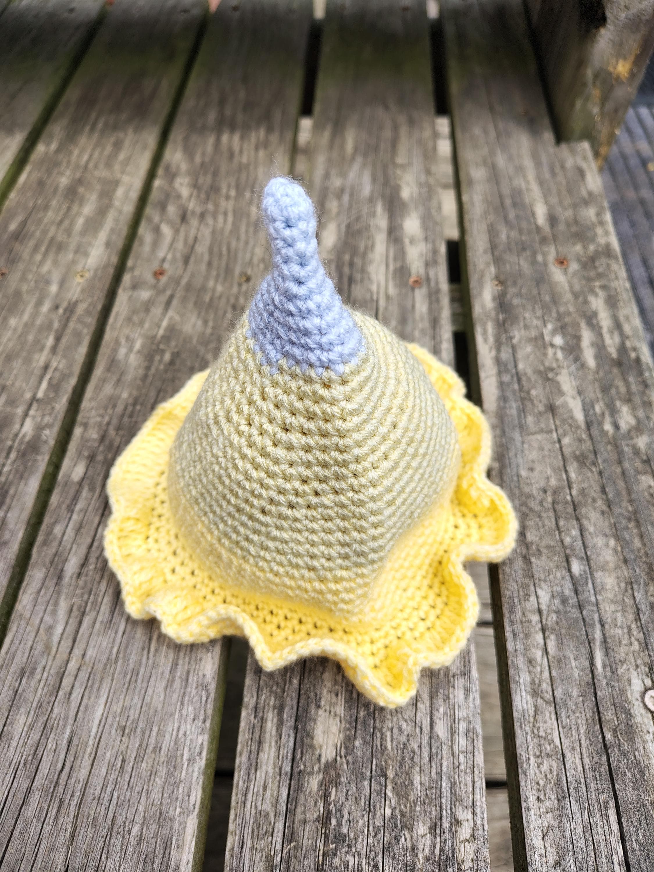 Baby Witch Hat: Soft Gender Neutral Crochet Clothing - Thumbnail 4