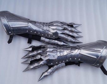 Medieval Etching Gauntlets Steel Armor Pair Of Gloves Halloween Gifts