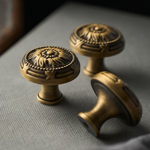 Cabinet Knobs, Antique Brass Drawer Knobs with Floral Design, Vintage Dresser Hardware