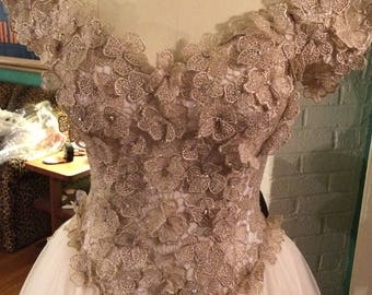 Custom Made Vintage 80's Ball Formal Dress Wedding Bridal Quinceanera Prom Pageant Gown Gold Off White Lace Tulle Rhinestones Small 4 6