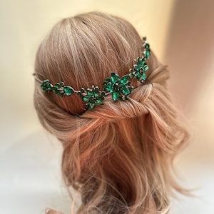 Green Floral Bridal Hair Vine Emerald Greem Wedding Crystal Hairpiece Green Bridal Hair Jewelry Bridesmaids Hair Comb Green Hair Ornament