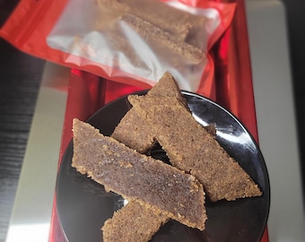 Tablet ak Dous ,Homemade,authentic coconut brittle,or clusters.