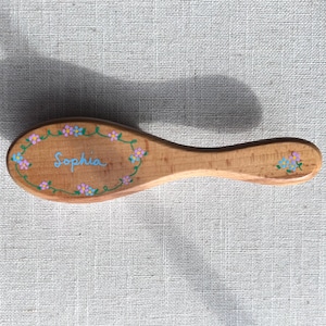 Personalized Baby Hairbrush Hand Painted Wooden New Baby Gift Monogrammed Floral Baby Hairbrush Bespoke Baby Gift Baby Keepsake Brush