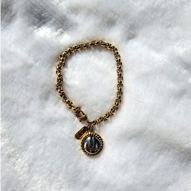 Valentino Garavani V Logo Bracelet Gold Tone Chain Medallion Charm Bracelet image 3