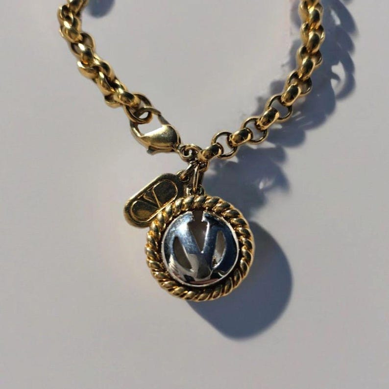 Valentino Garavani V Logo Bracelet Gold Tone Chain Medallion Charm Bracelet image 1