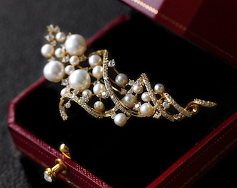Handmade Pearl Christmas Tree Brooch, 18k Gold Plated Flower Pin