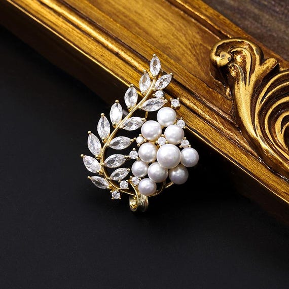 Broche En Or 18 Carats Avec Perle - Neuf Sans Emballage (jamais Porté, Stocké En Coffre)