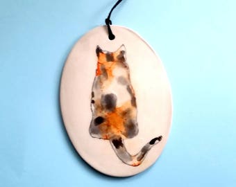 Calico Cat Ornament – Pintura de tinta de alcohol – Cerámica de bellas artes - naranja y negro – Regalo para el amante de la mascota – Decoración del hogar