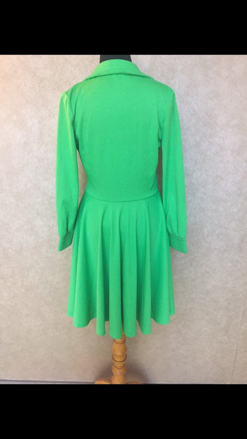 Vintage 1970s Green Button Front Point Collar Disco Dress M