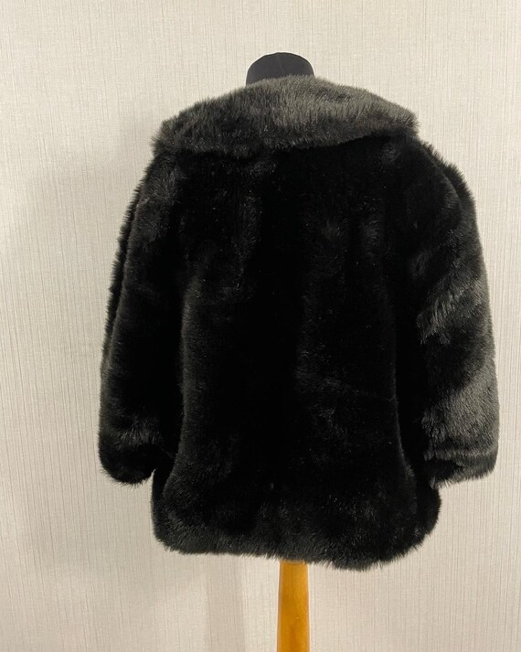 Vintage c1980s Luxe Black Faux Fur Cape Coat M Gem
