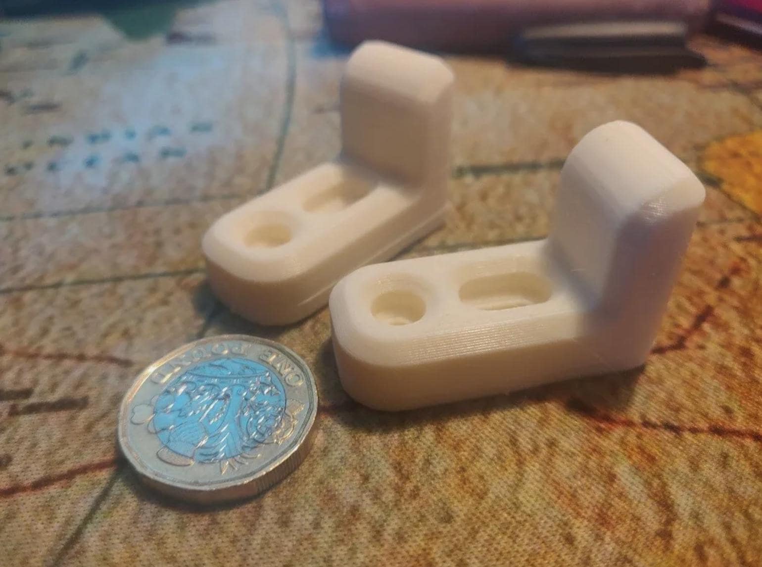 2x Paracolpi per sedile WC traballante per impieghi gravosi, fissaggio rapido, antiscivolo, stabili e discreti