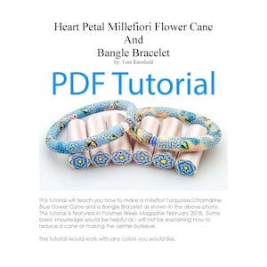 Pode incluir: Um tutorial em PDF sobre como fazer um bastão de millefiori turquesa e azul ultramar e um bracelete. O tutorial foi apresentado na revista Polymer Week de fevereiro de 2018.