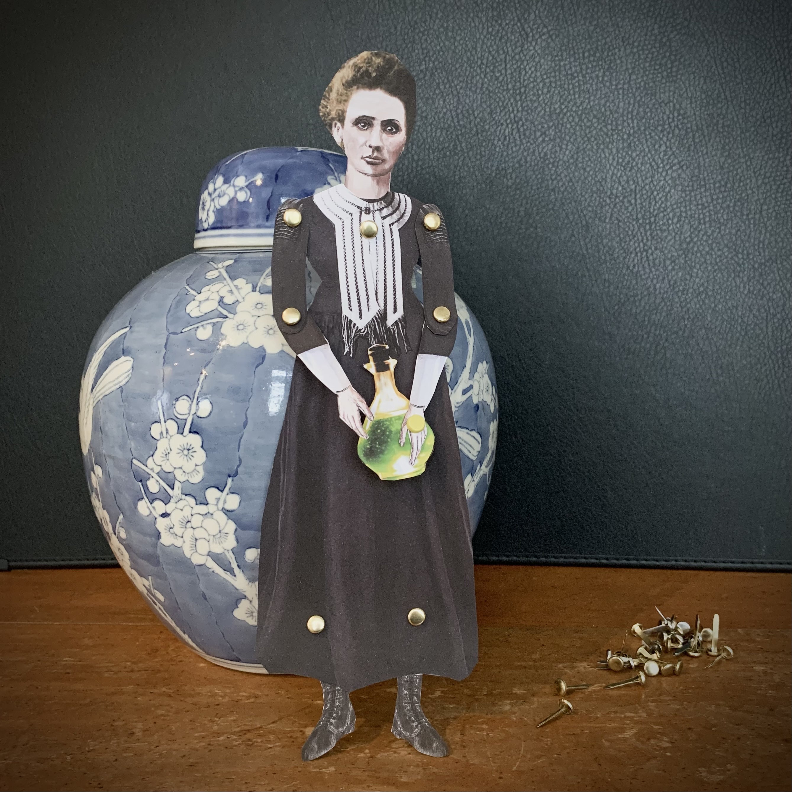 Marie Curie Paper Doll, Scientist gift, Feminist Paperdoll, Radioactivity Nobel prize, Chemistry, Salomea Sklodowska-Curie, Radium, Polonium