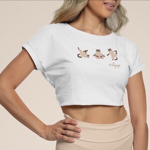 Yoga Shirt Women, Yoga Crop Top Cats, Funny Yoga T-Shirt, Spiritual Gift, Catyoga Design, Yogi Gift, Summer Yoga Look