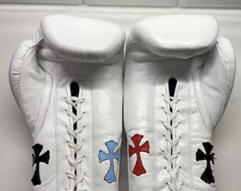 Custom Chrome Heart Style 14 Oz Boxing Gloves | Black & White Real