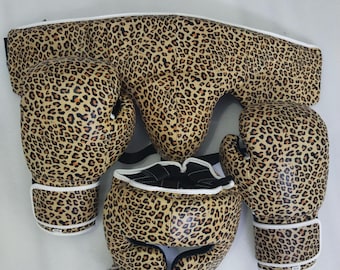 Handgefertigtes Luxus Leoparden Haut Boxen Set-16 Unzen Handschuhe, Mittlere Kopfbedeckung & Groingear-Custom-Premium-Sparring-Training-Fitness-Übungs Ausrüstung