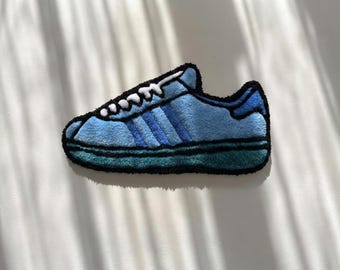 Handmade Blue Sneaker Tufted Rug, Wool & Acrylic, Sports Decor (18.9 x 10.2 inches)