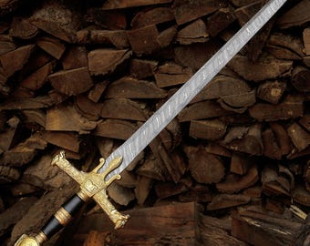 Hand-Forged Damascus Steel Knight Sword, Gold Hilt, Medieval Display Sword, Groomsman Wedding gift for Men, Best Dad Gift Birthday Gift Love
