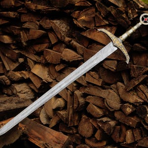 Handmade Damascus Steel Long sword | Medieval Knight Sword,Fantasy Sword for Collectors Decorative Sword Gift Birthday Wedding Best Man Gift Regent’s Watch