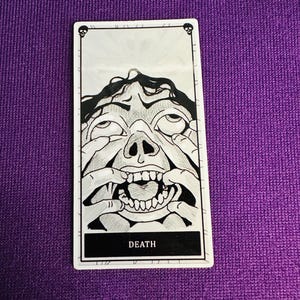 Adesivos inspirados em cartas de tarô Phasmaphobia