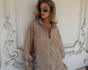 Blusa beige para mujer, elegante camisa de manga larga, top minimalista de gran tamaño, blusa elegante y holgada, túnica de estilo victoriano, regalo para ella.