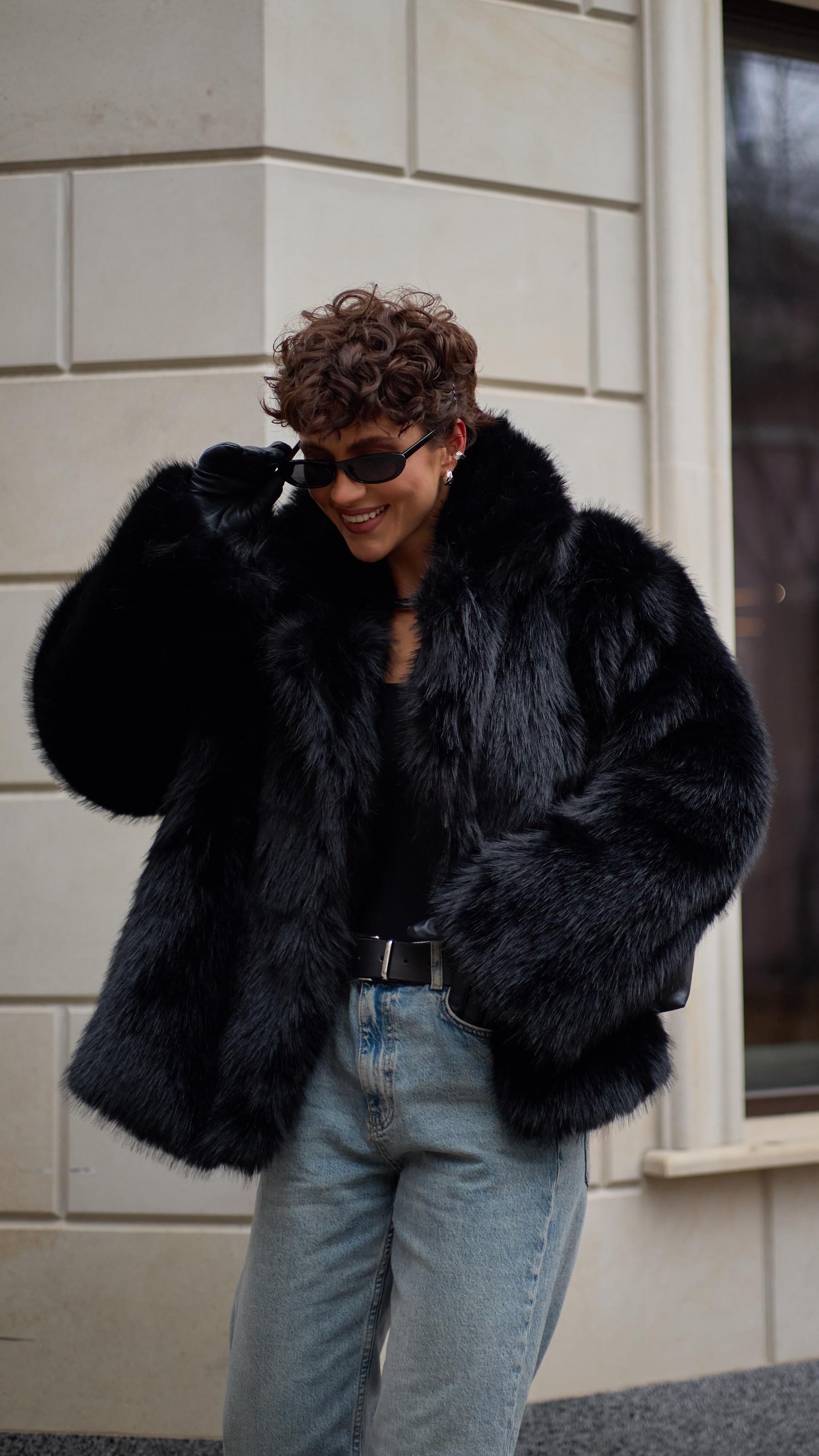 Luxury Eco Fur Coat ブラック | ヤマダウェブコム