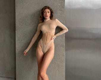 Beige bodysuit met lange mouwen van mesh, doorschijnende sexy top