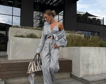 Printed 3 Piece Pant Set, Shirt and Halter Crop Top Suite, Boho Festival Loungewear, Satin Feeling Pyjama Style Patterned Co Ord
