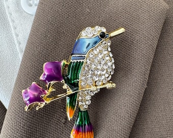 Elegant Bird Crystal Brooch Lapel Pin: Multicolored Women's Decor
