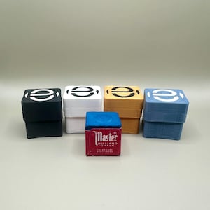 Billiard Chalk Holder Cube (Master/BlueDiamond etc.) - height adjustable, with non-slip base and lid - Pool Billiard Chalkholder Cube