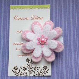 Light Pink Pearl Felt Flower Clip image 1