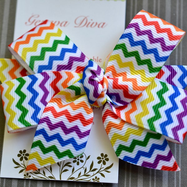 Bright Rainbow Chevron Classic Diva Bow