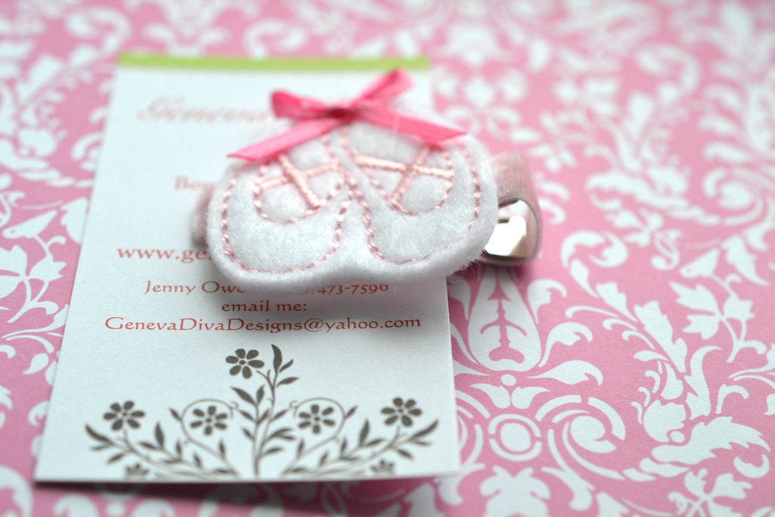 new....ballet shoes....embroidered felt hairclip