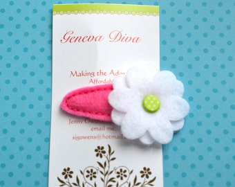 Lime and Hot Pink Daisy Flower Mini Snap Clip