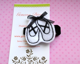 Ballet Shoes....Embroidered Felt Hairclip in Black