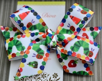 I15 - Hungry Caterpillar Classic Diva Bow