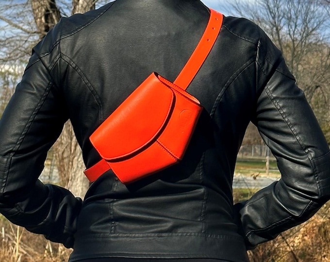 The Maxx - Vegan Leather Mini Fanny Pack with Detachable Belt