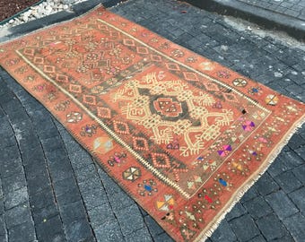 Handmade Turkish Kilim Rug: Vintage Wool Bohemian Decor (3.3x5.4 ft)