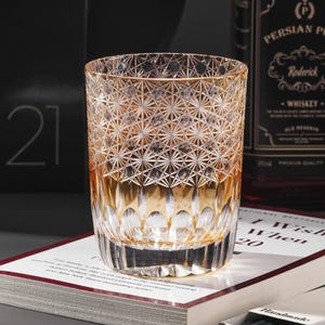 Hand-Cut Japanese Retro Whiskey Glass, Unique Kiriko Crystal Tumbler, Traditional Bourbon Barware, Vintage Drinking Glass with Gift Box