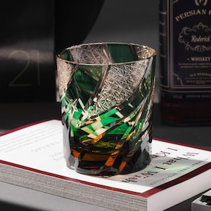 Ręcznie wycinane zielone szklanki do whisky Edo Kiriko z płomieniem, zabytkowe szkło kryształowe, kubek barmański w stylu japońskim, ręcznie robiony kieliszek do wina Bourbon w pudełku prezentowym