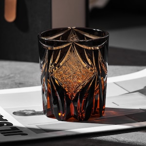 Handgeschliffenes Retro Schmetterling Scottish Whiskyglas, altmodisches Kristallglas, Vintage Trinkgläser, Barware Geschenkidee im japanischen Stil