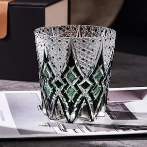 Handgeschliffenes Whiskyglas der schwarzen Distel, gravierter japanischer Vintage-Kristallbecher, Luxus-Hausbarglaskollektion, Geschenkidee für Whisky-Liebhaber