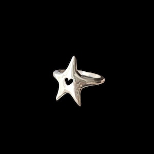 Wish Upon A Star - Stjärnformad ring i sterlingsilver med hjärtutskärning, y2k-utseende, grov minimalistisk kokett, fairycore-stil