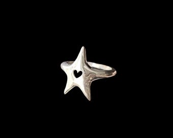Wish Upon A Star - Star shaped sterling silver ring with heart cutout y2k statement chunky minimalist coquette fairycore style
