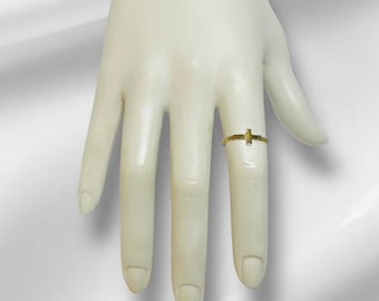 10 Karat Gelbgold Seitlich Kreuz Ring