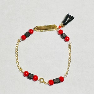 10 Karat Yellow Gold Genuine 4mm Azabache Jet and Red Coral with Azabache Mano Figa 6&quot; Personalizable Baby ID Curb Bracelet