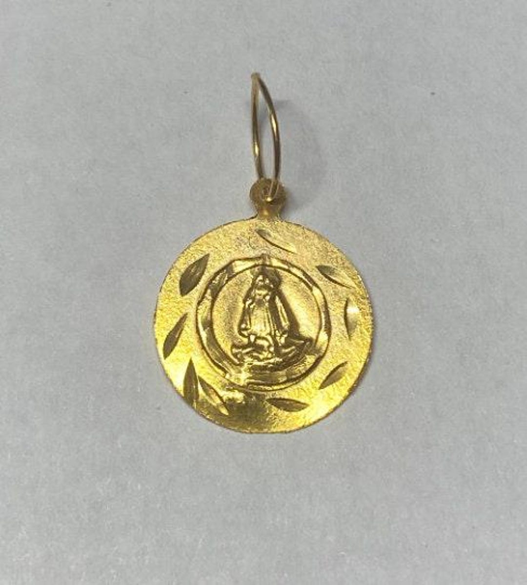 14 Karat Yellow Gold Our Lady of Charity "caridad Del Cobre" 13mm Medal ...