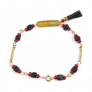 10K Yellow Gold Genuine 4mm Azabache & Coral w/Azabache Mano Figa 6&quot; Dios Me Bendiga, God Bless Me or No Me Beses Curb Link Baby Bracelet