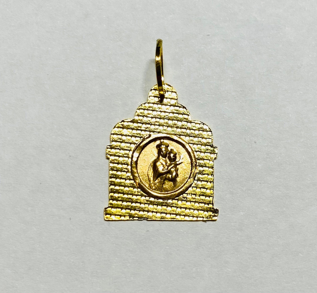 14K Yellow Gold Our Lady of Mt. Carmel "virgen Del Carmen Capilla ...