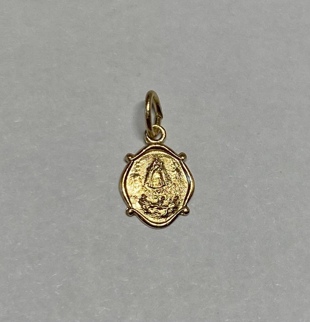 14 Karat Yellow Gold Our Lady of Charity "caridad Del Cobre" 0.40" X 0. ...